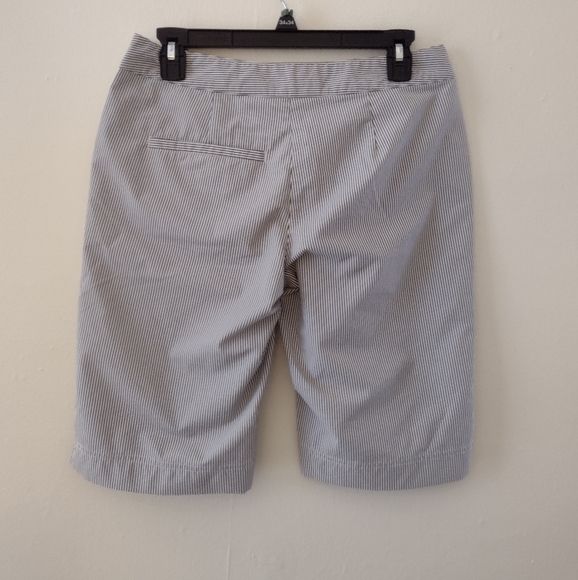 Callaway Pants - Callaway Gray Pinstriped Performance Golf Shorts Size 4 NEW